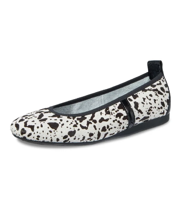 Exotic and bold women's shoe designsLamour Ballerines