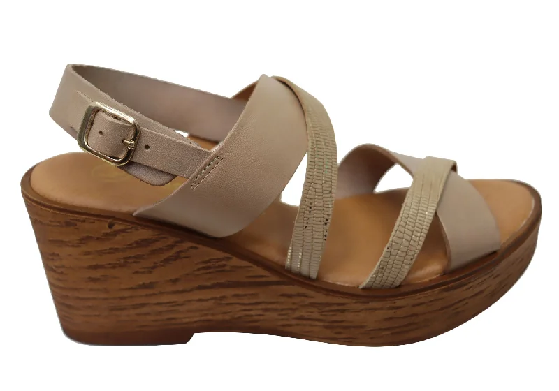 Elegant and sophisticated women's shoes for mature womenLola Canales Brooke Womens Spanish Leather Wedge Sandals