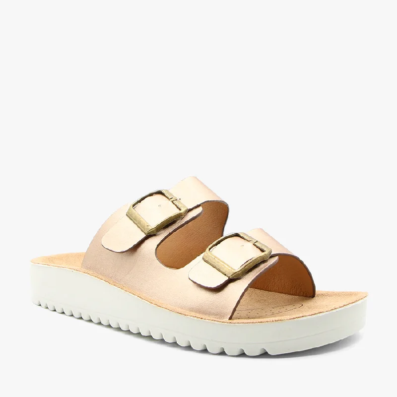 Comfortable and supportive women's shoes for all-day wearMEG CHAMPAGNE