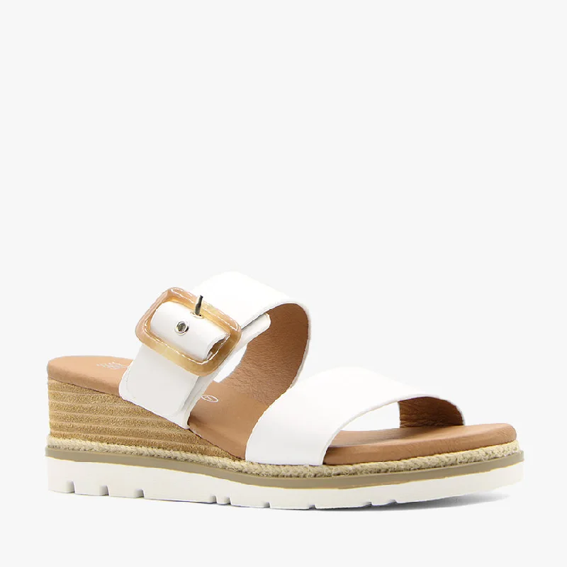 Flattering and figure-hugging women's footwearNEWRIVER WHITE