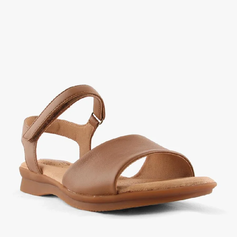 Practical and stylish women's shoes for travelNIGELLA PL TAN