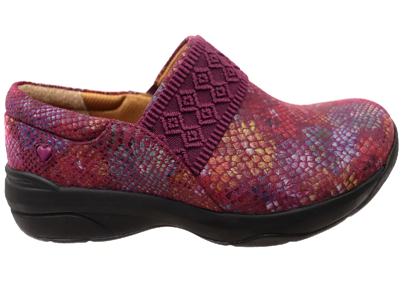 Timeless and elegant women's shoe classicsNurse Mates Cally Womens Comfortable Wide Fit Leather Slip On Shoes