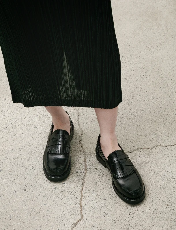 Comfy and stylish women's shoes for everyday comfortLoafers Black