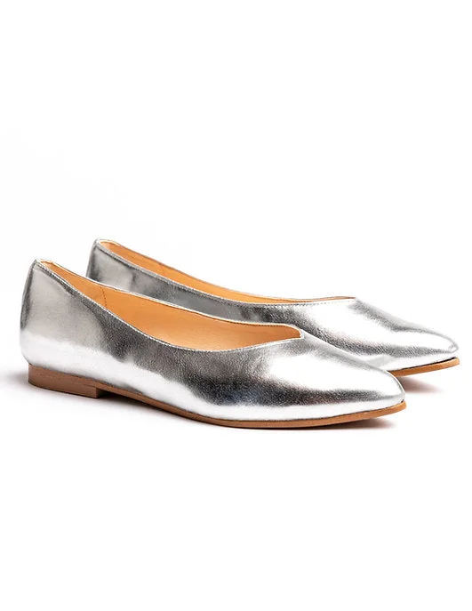 Elegant and classic women's shoes for prom nightPointed Ballet Flat in Silver from Turf