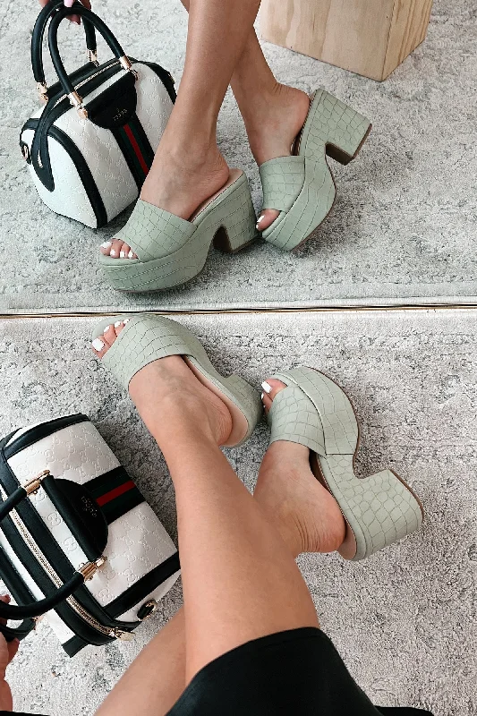 Stylish and supportive women's shoes for plantar fasciitisGiza Platform Heel Sandals (Sage Croco)