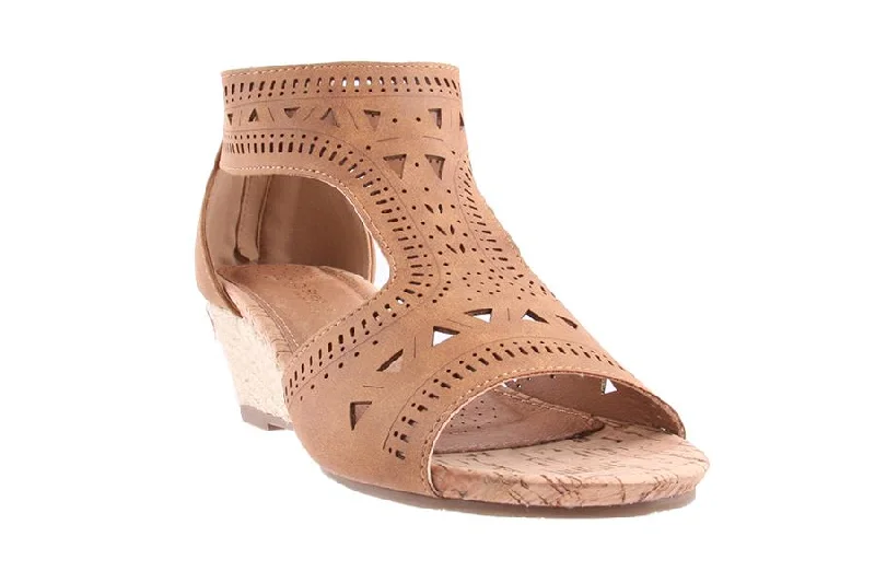 Comfy and stylish women's shoes for everyday eleganceSILVIE TAN