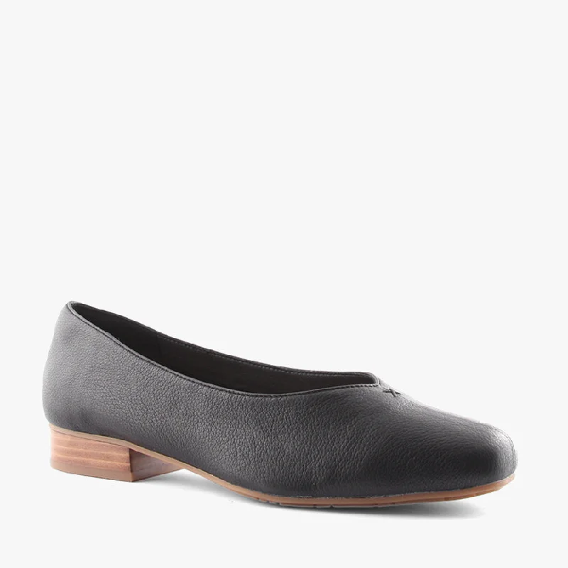 Luxurious and comfortable women's shoe options for special occasionsSOLANA BLACK