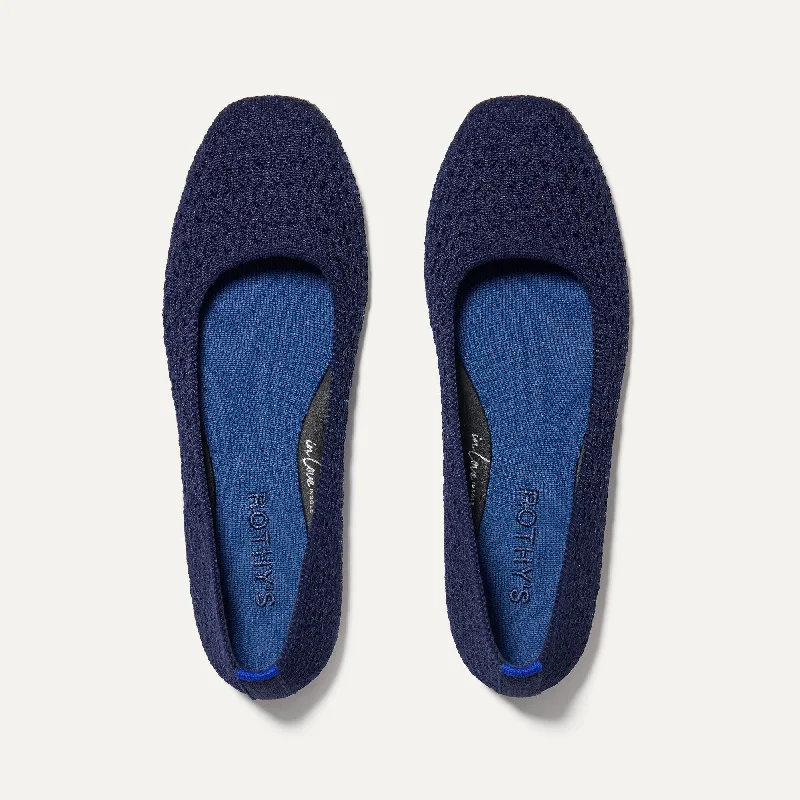Effortlessly stylish women's shoe choicesThe Max Square - Deep Navy Crochet
