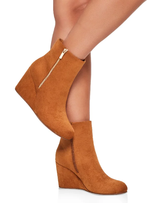 Versatile and adaptable women's shoes for every occasionSide Zip Wedge Booties