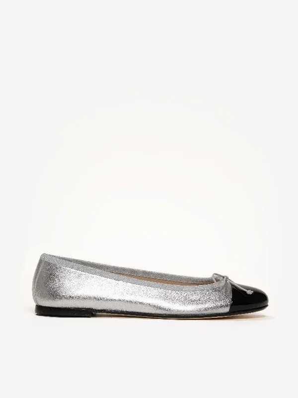 Stylish and supportive women's shoes for high archesThe Rosa