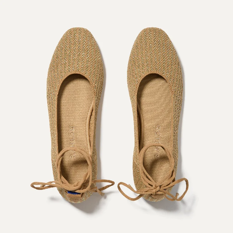 Stylish and comfortable women's shoes for long days at workThe Square Wrap - Gold Stripe