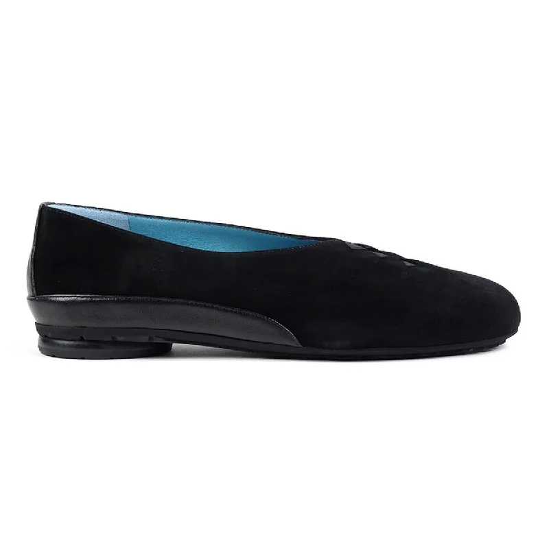 Versatile and elegant women's shoes for any outfitThierry Rabotin Women's Grace 7410G Black Suede