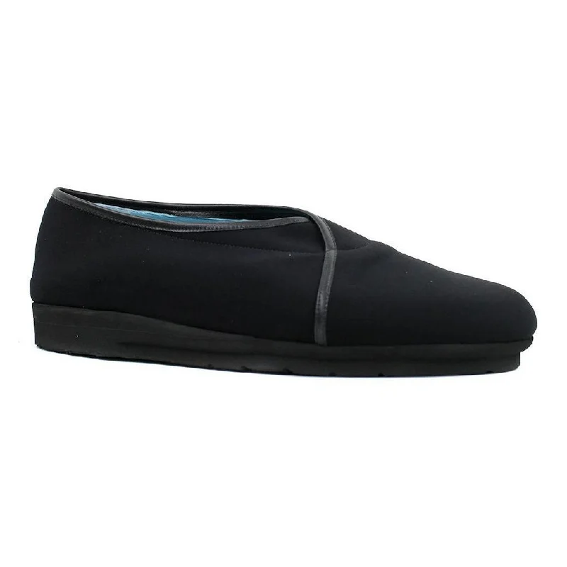 Practical and stylish women's shoes for travelThierry Rabotin Women's Graff 2212M Black Microfiber