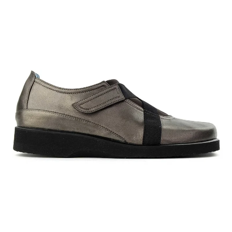 Warm and cozy women's shoes for winterThierry Rabotin Women's Lena Pewter Leather