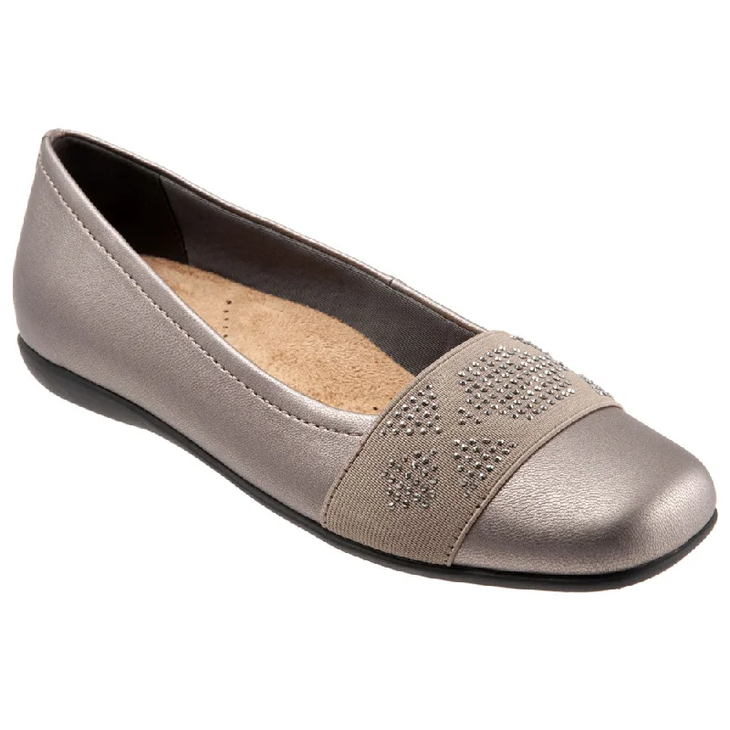 Flattering and stylish women's shoes for petite feetTrotters Samantha Pewter Metallic Gem (Women's)