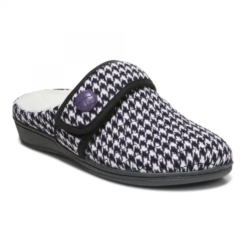 HOUNDSTOOTH