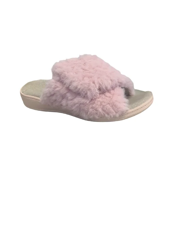 LIGHT PINK FURHY