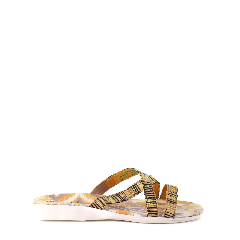 Bold and unique women's shoes for fashion-forward individuals86552-69