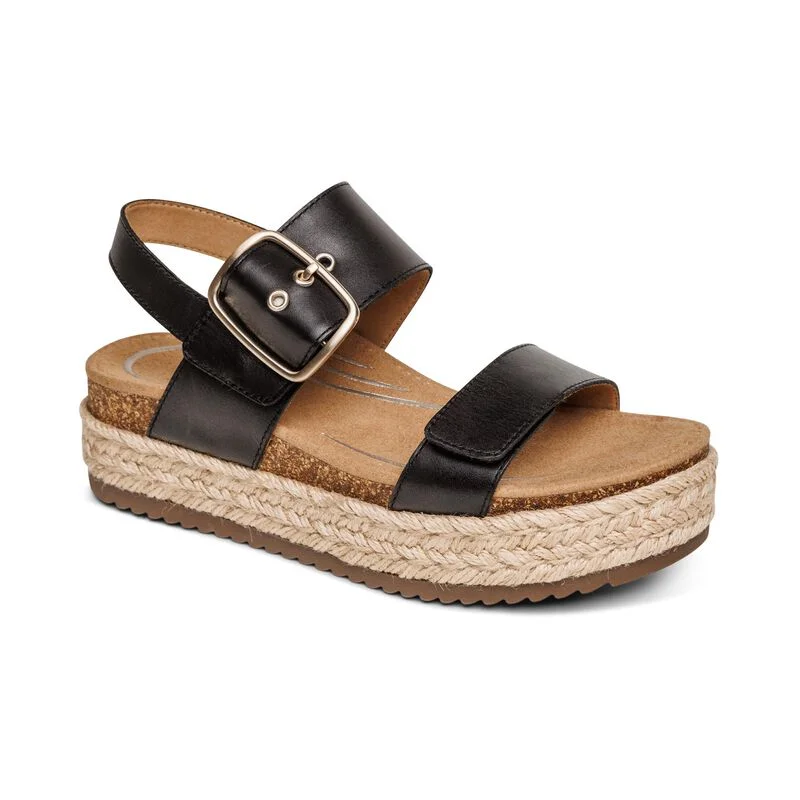 Chic and stylish women's shoes for fashion-conscious womenAETREX VANIA BLACK