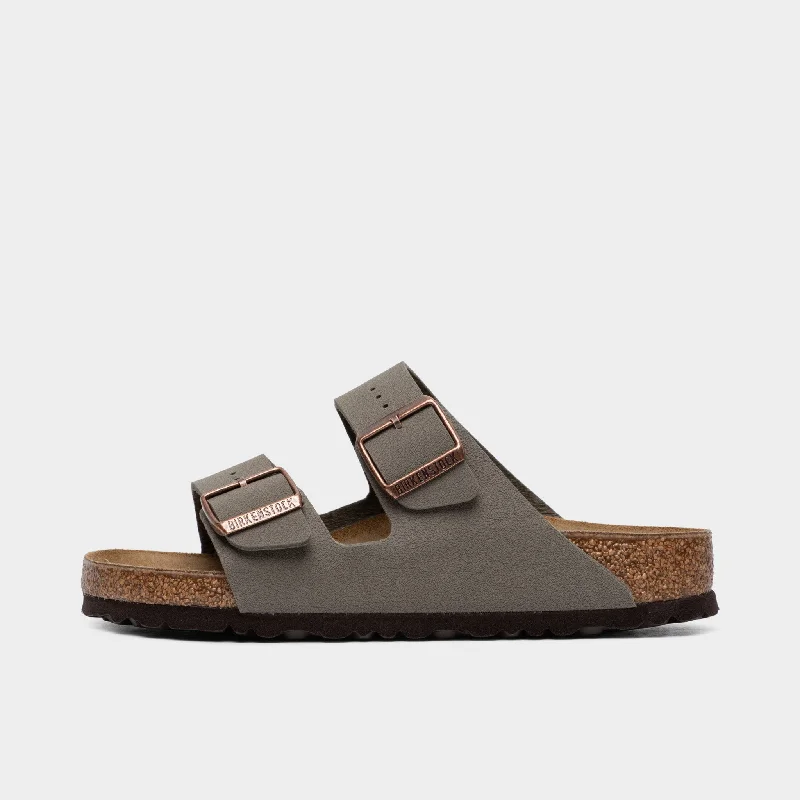 Chic and stylish women's shoes for fashion weekBirkenstock Women's Arizona / Stone