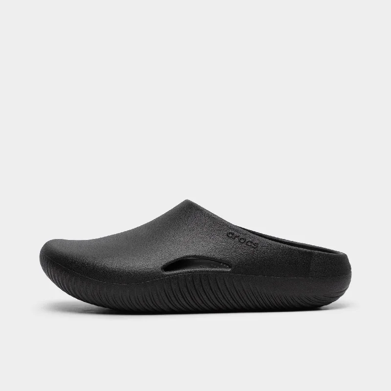 Warm and cozy women's shoes for winterCrocs Mellow Recovery Clog / Black