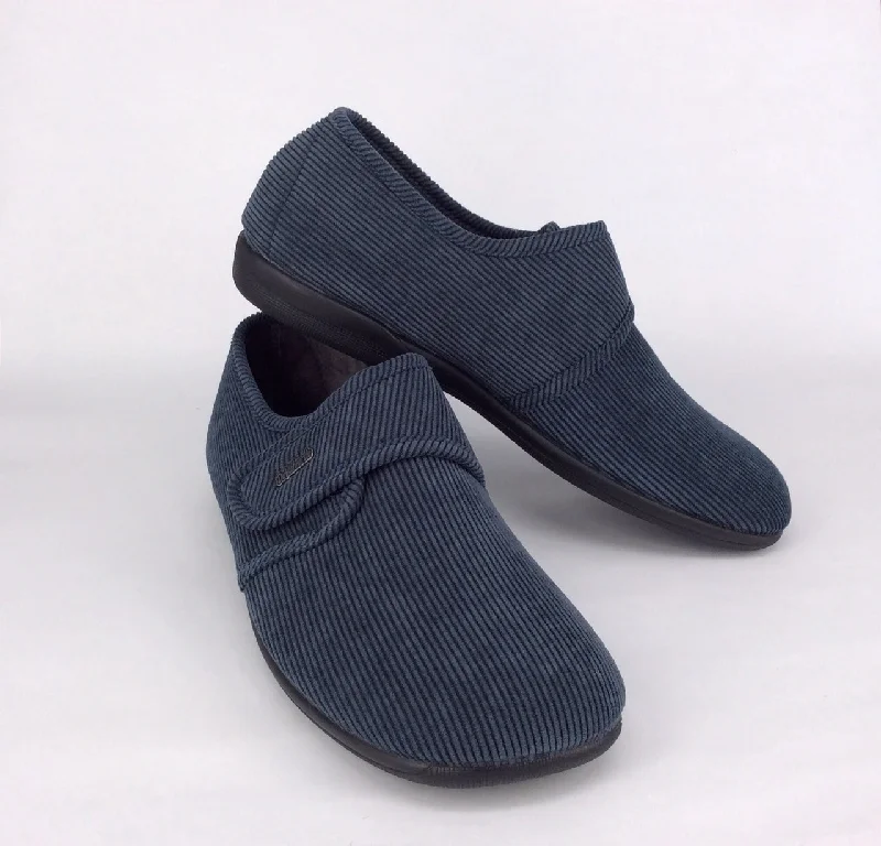 Chic and stylish women's shoes for graduation ceremoniesDeValverde Freddie (MENS)
