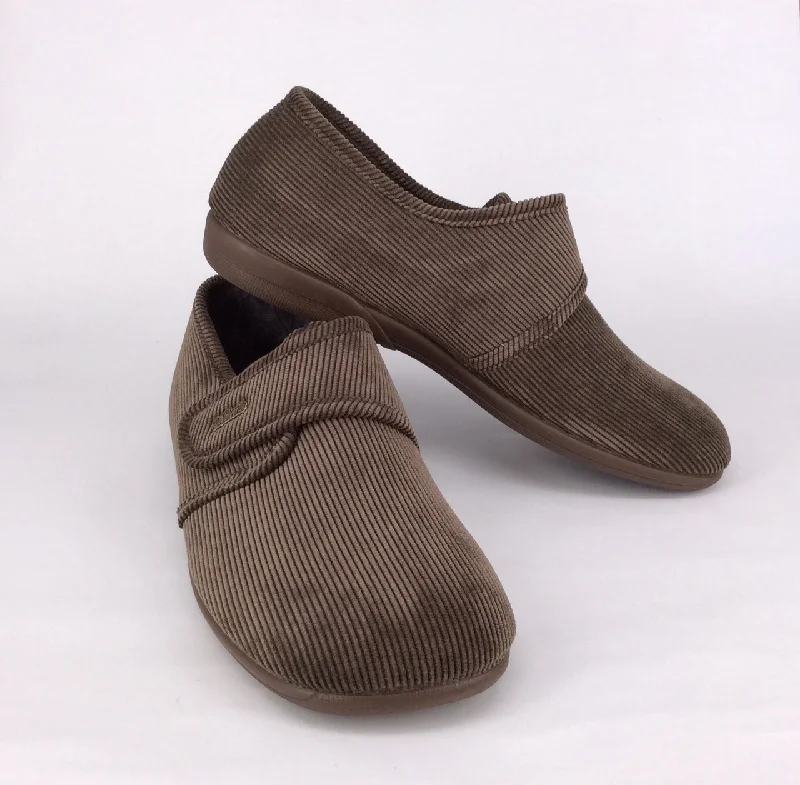 Bold and statement-making women's shoes for the bold and beautifulDeValverde Freddie (MENS)