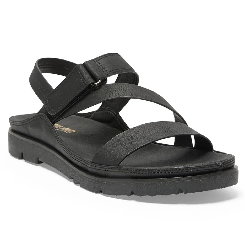 Stylish and supportive women's shoes for plantar fasciitisEgypt Sandal in Black On Black