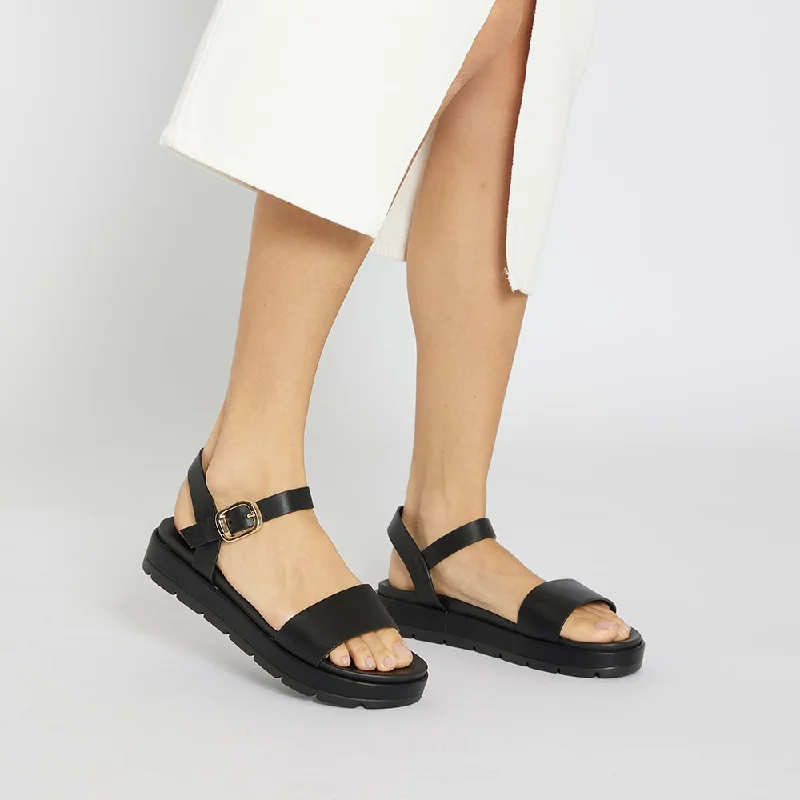 Elegant and classic women's shoes for prom nightFrankie Sandal in Black Smooth