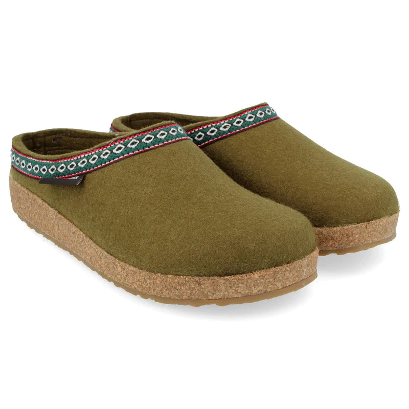 Warm and cozy women's shoes for winterHAFLINGER GZ OLIVE
