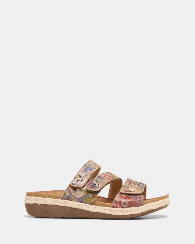 Stylish and practical women's shoes for rainy daysJade Beige