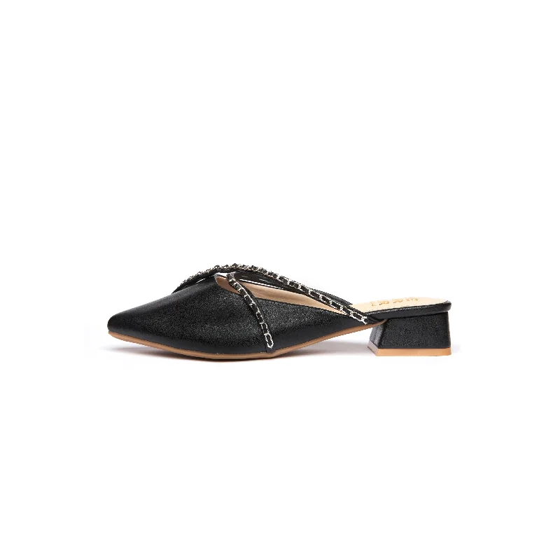 Luxurious and opulent women's shoe optionsKross Leather Slippers - Black ( BLK )