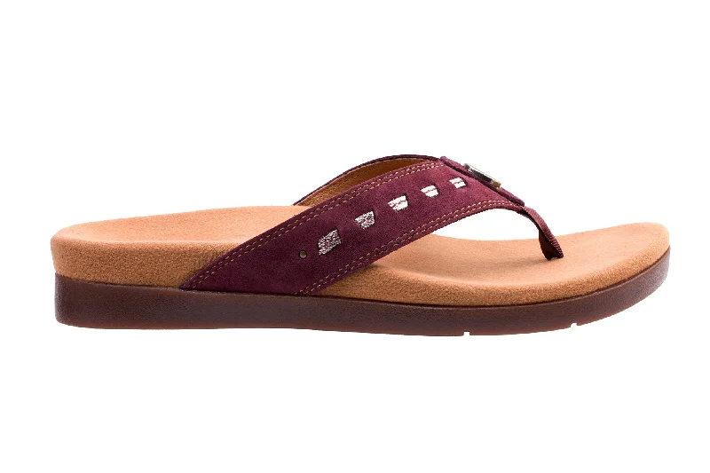 Classic and timeless women's footwear choicesLaguna Woven