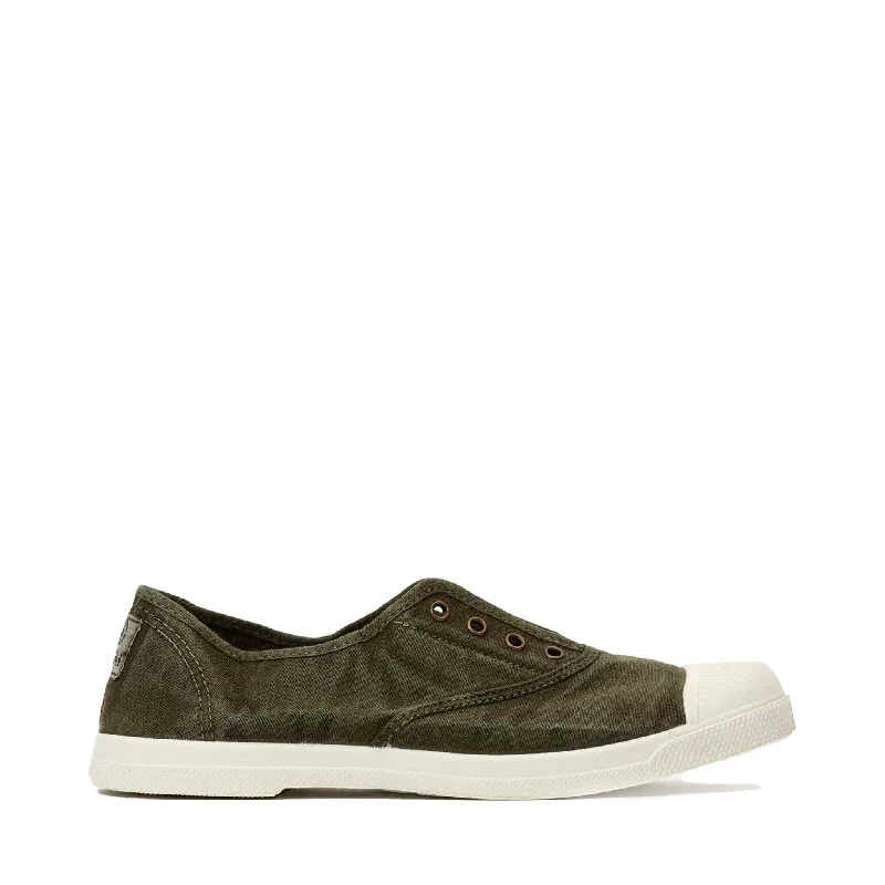 Practical and stylish women's shoes for travelNORTH