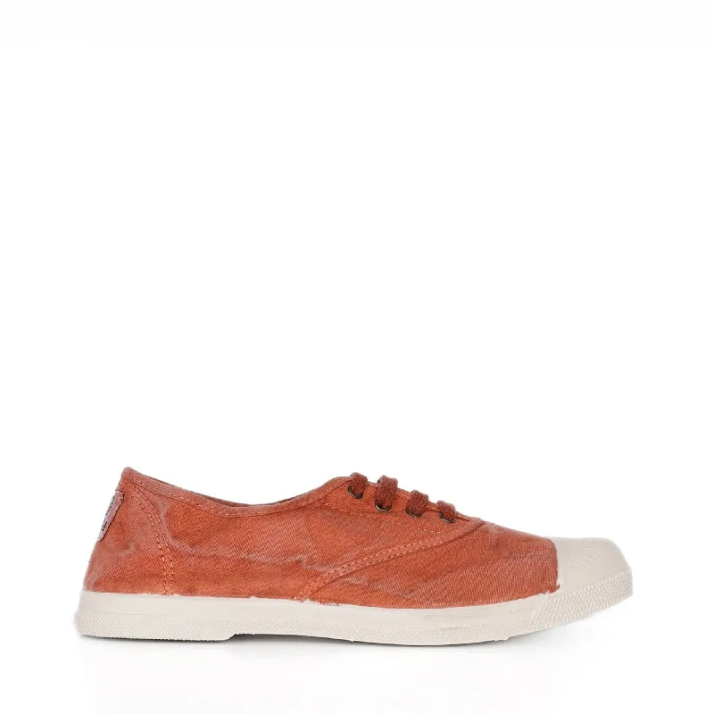 Timeless classic women's shoe designsNORTH PAPAYA