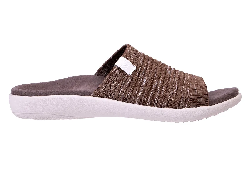 Luxurious and comfortable women's shoe options for special occasionsOdessa Fauna