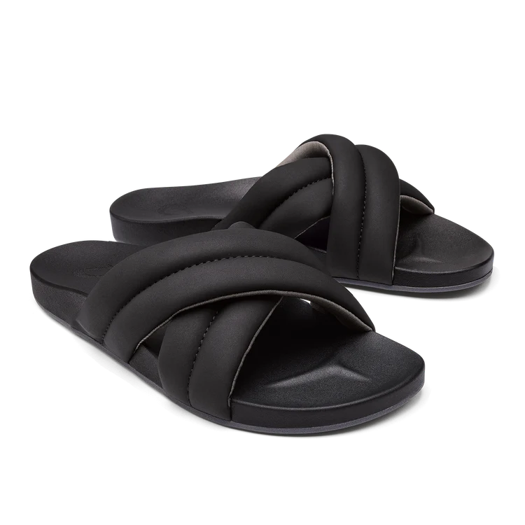 Sleek and modern women's footwear optionsOLUKAI HILA SLIDE BLACK