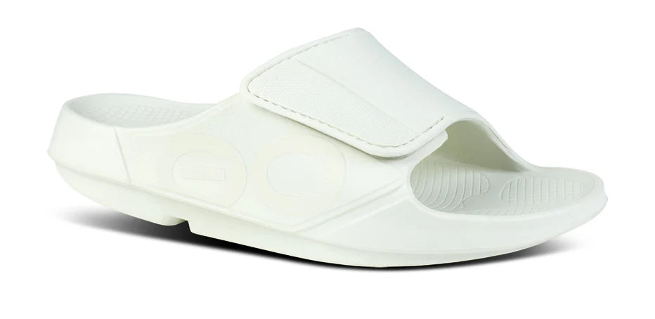 Versatile and chic women's shoes for everyday eleganceOOFOS OOAHH SPORT FLEX