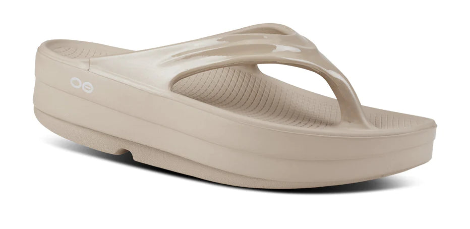 Feminine and dainty women's shoe designsOOFOS OOMEGA THONG