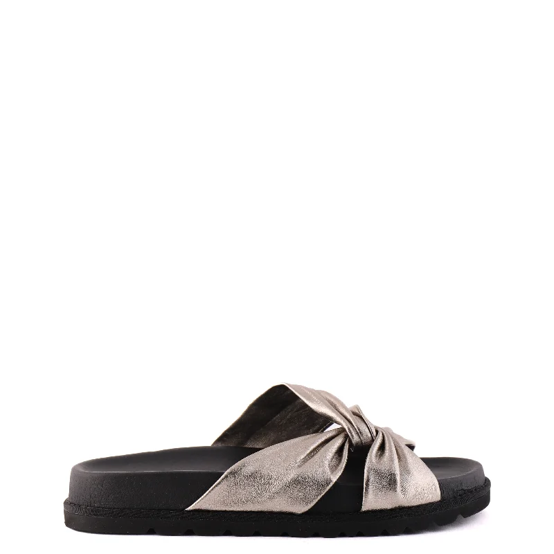 Timeless classic women's shoe designsRALPH Metallic