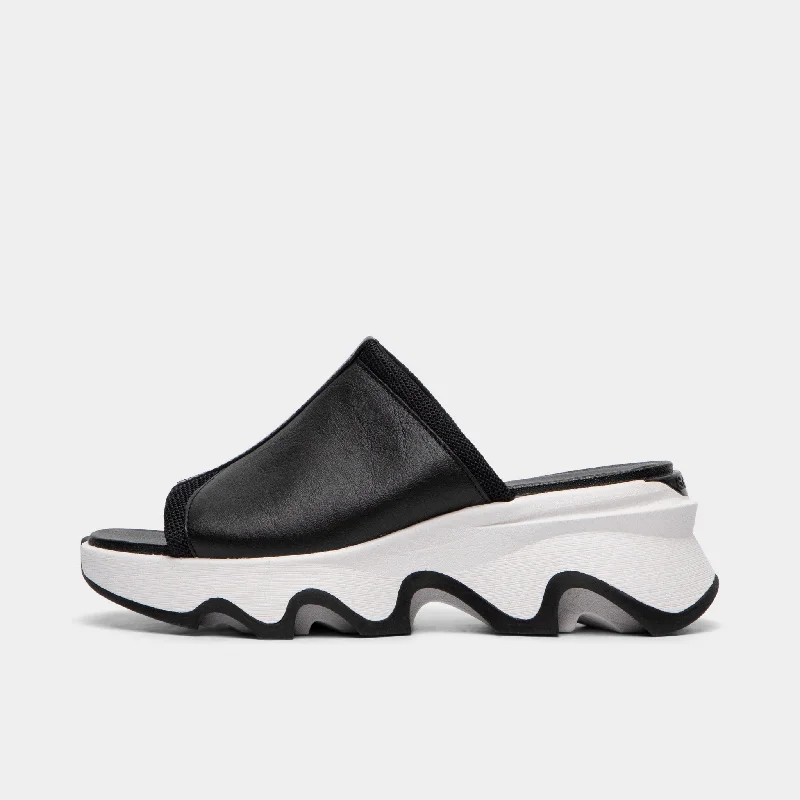Comfy and stylish women's shoes for flat feetSorel Women's Kinetic Impact Slide Black / Sea Salt