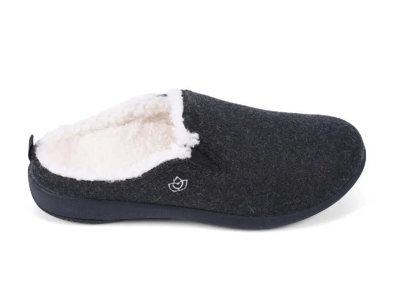 Chic and stylish women's shoes for garden partiesDundee Slipper