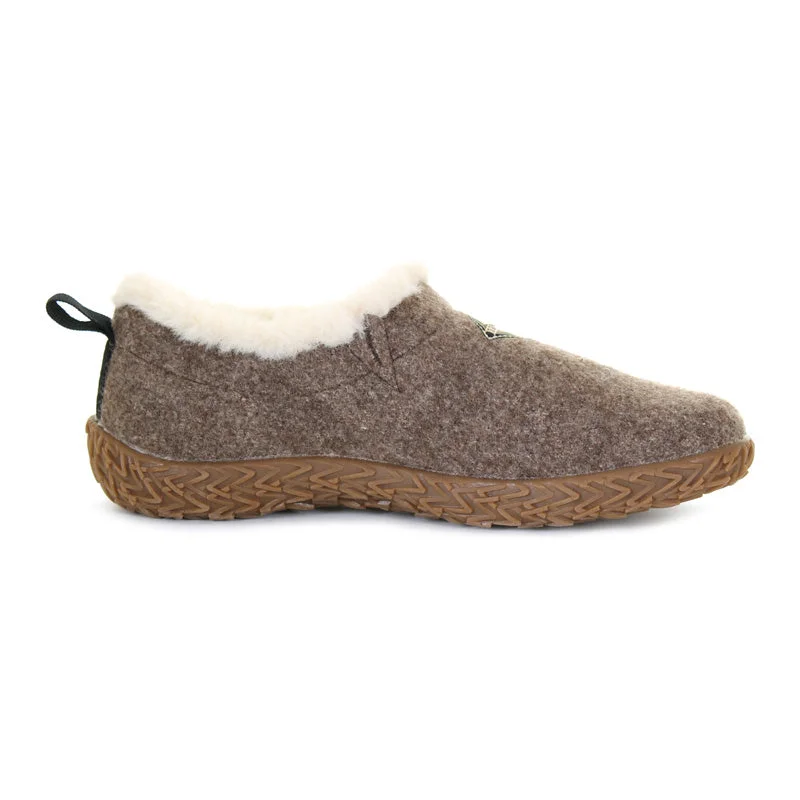 Elegant and sophisticated women's shoes for elegant eveningsWomens Cozy Slipper