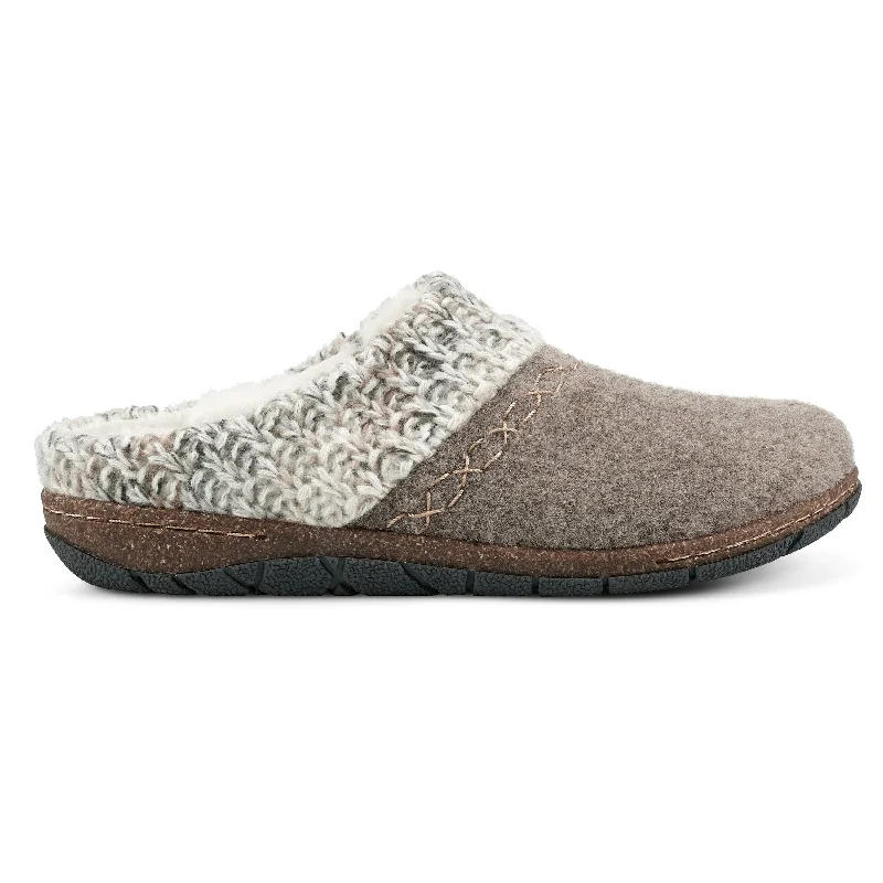 Stylish and comfortable women's shoes for long days at workWomen's Elana Slipper Wheat