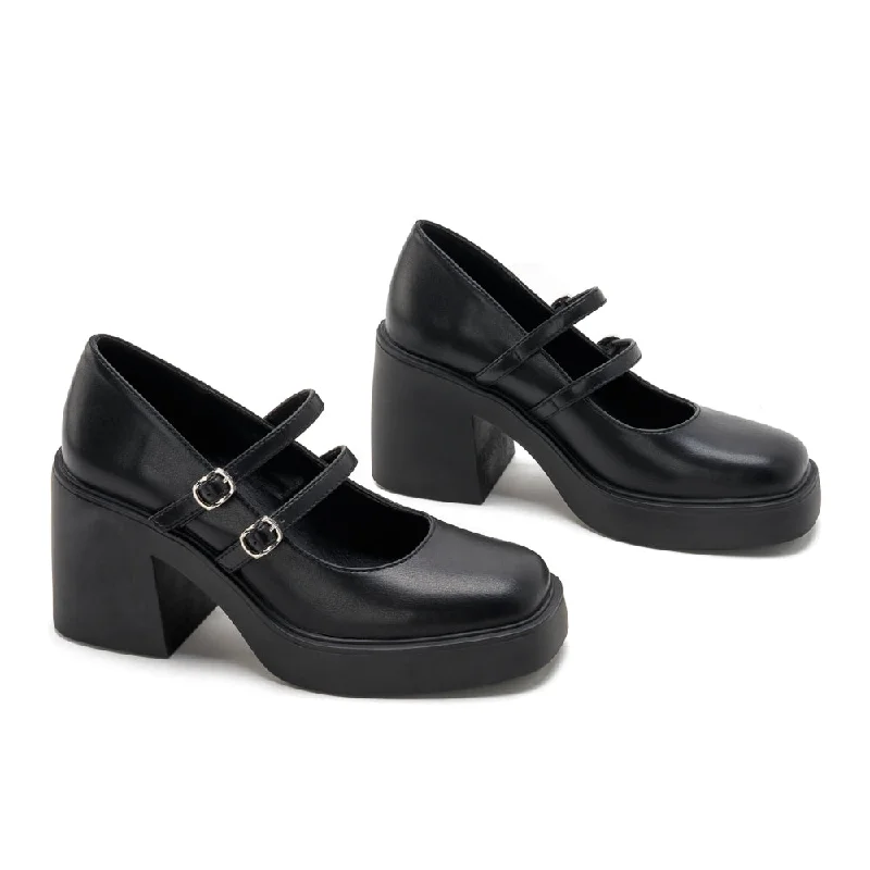 Luxurious and comfortable women's shoe options for special occasionsVOGUE