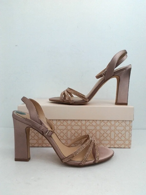 Versatile and stylish women's shoes for city walksBadgley Mischka Women's Sparkle Heeled Sandal Size 8.5 M
