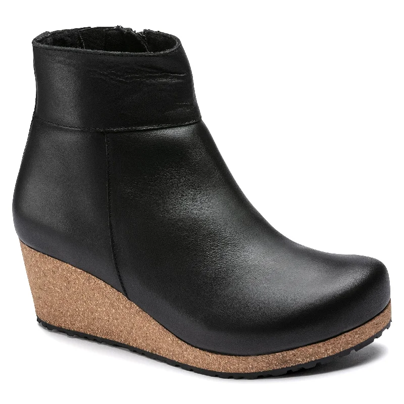 Chic and stylish women's shoes for cocktail partiesBIRKENSTOCK EBBA LEATHER - FINAL SALE!
