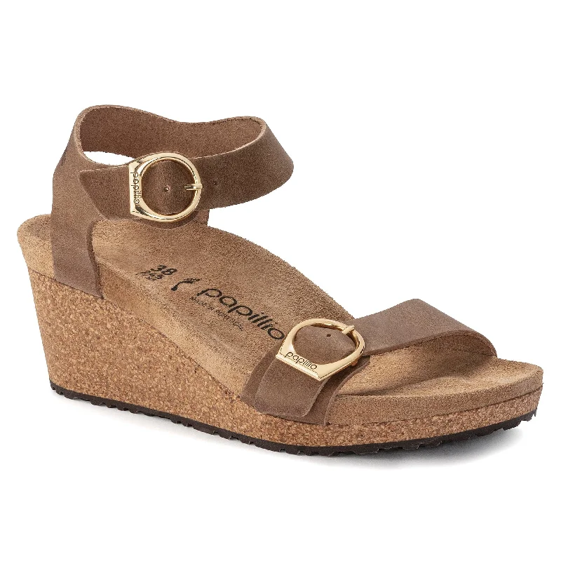 Stylish and practical women's shoes for rainy daysBIRKENSTOCK SOLEY OILED LEATHER