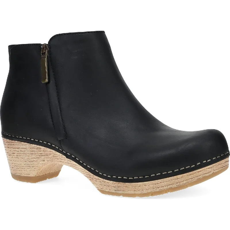 Colorful and vibrant women's shoe patternsDANSKO LIZANNE