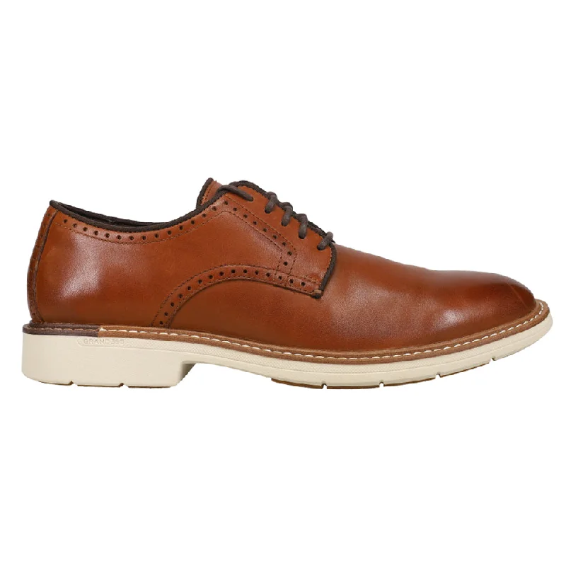 Elegant and sophisticated women's shoes for opera nightsGo To Oxford Plain Toe Dress Shoes